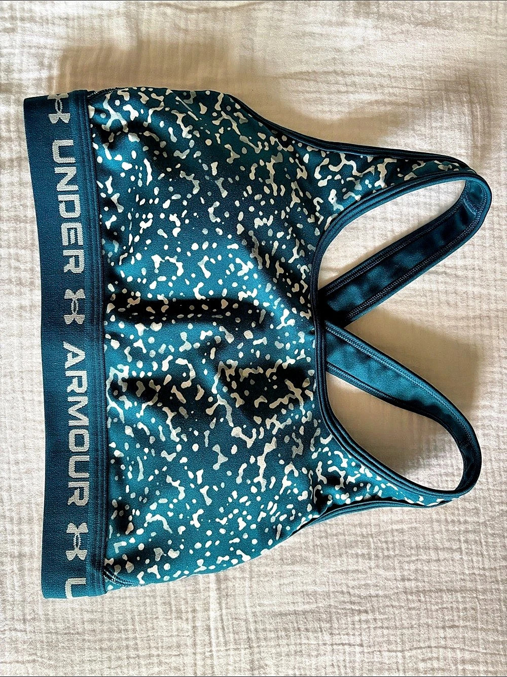 Under Armour Women's Animal Print Sports Bra Blue & White Medium Like New